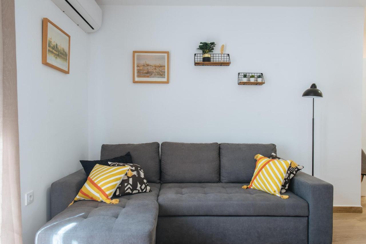 El Apartamento Del Reloj De Sol Sevilla Dış mekan fotoğraf